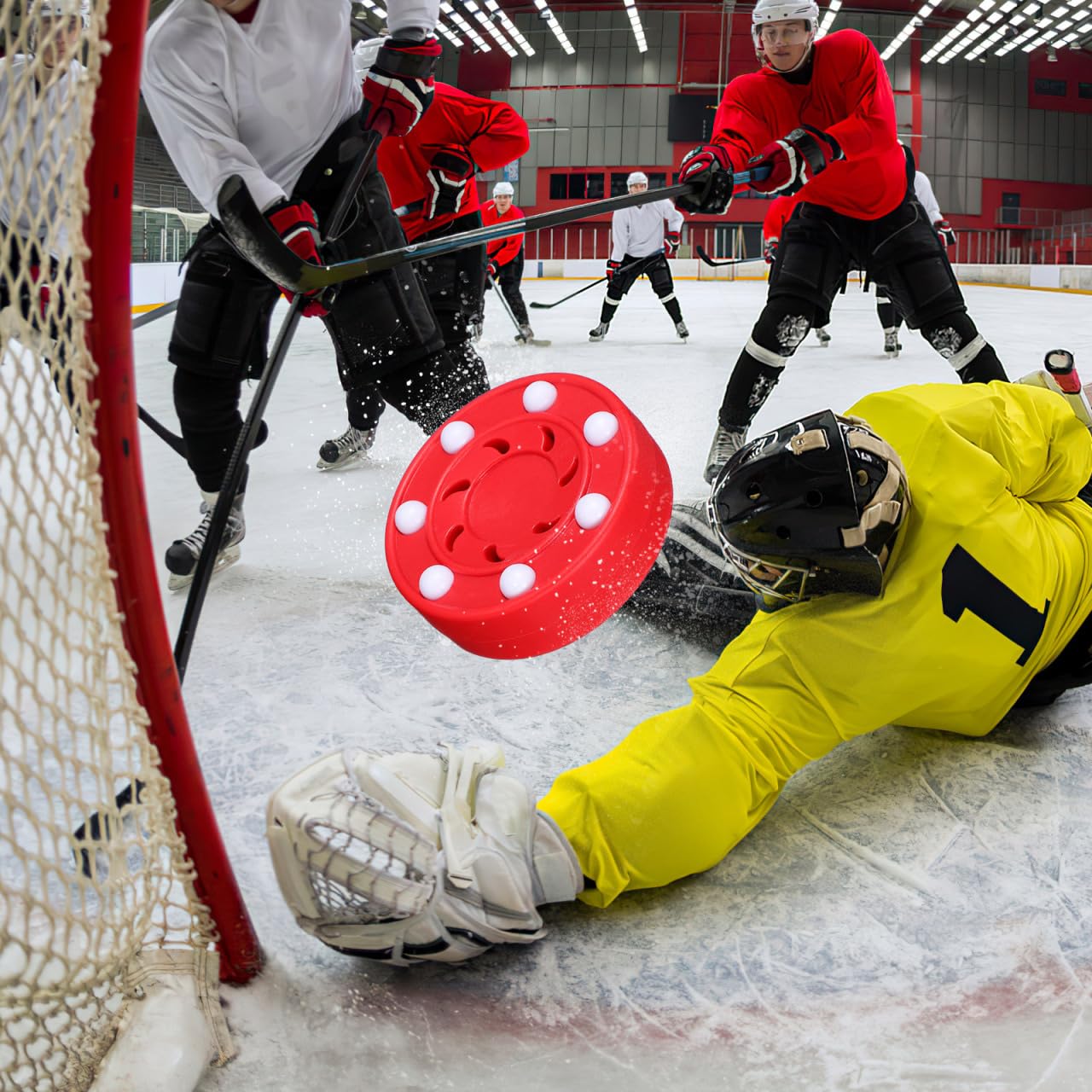 BESPORTBLE Lot de 2 Rollers de Hockey en Plein air Puck Street Hockey intérieur Hockey sur Glace Puk Green Biscuit Hockey Puck Pro Puck Roller Hockey Jeu d'entraînement