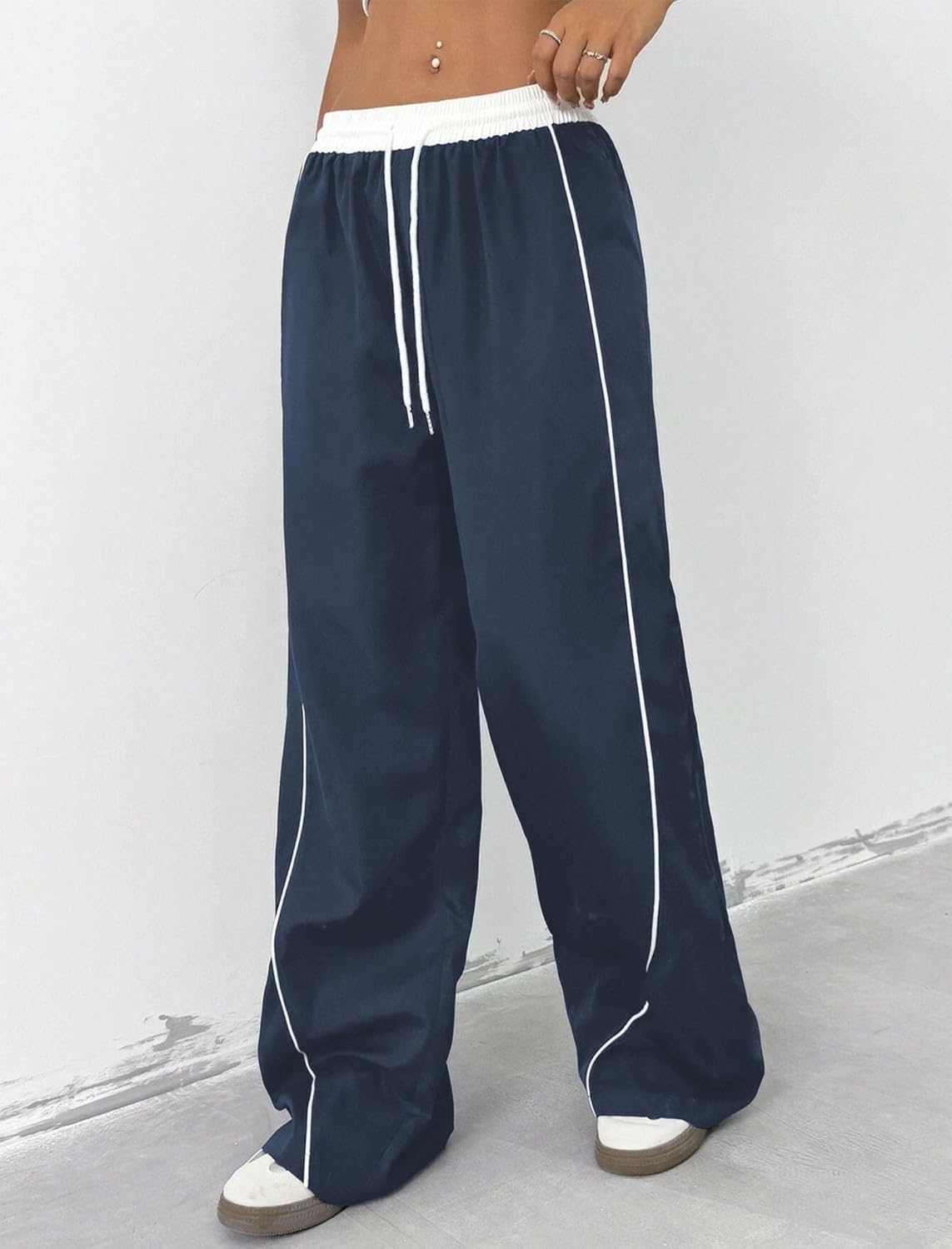 ZAFUL Womens Parachute Pants Y2K Wide Leg Cargo Sweatpants Drawstring Waist Jogger Pants with Pockets - Image 4