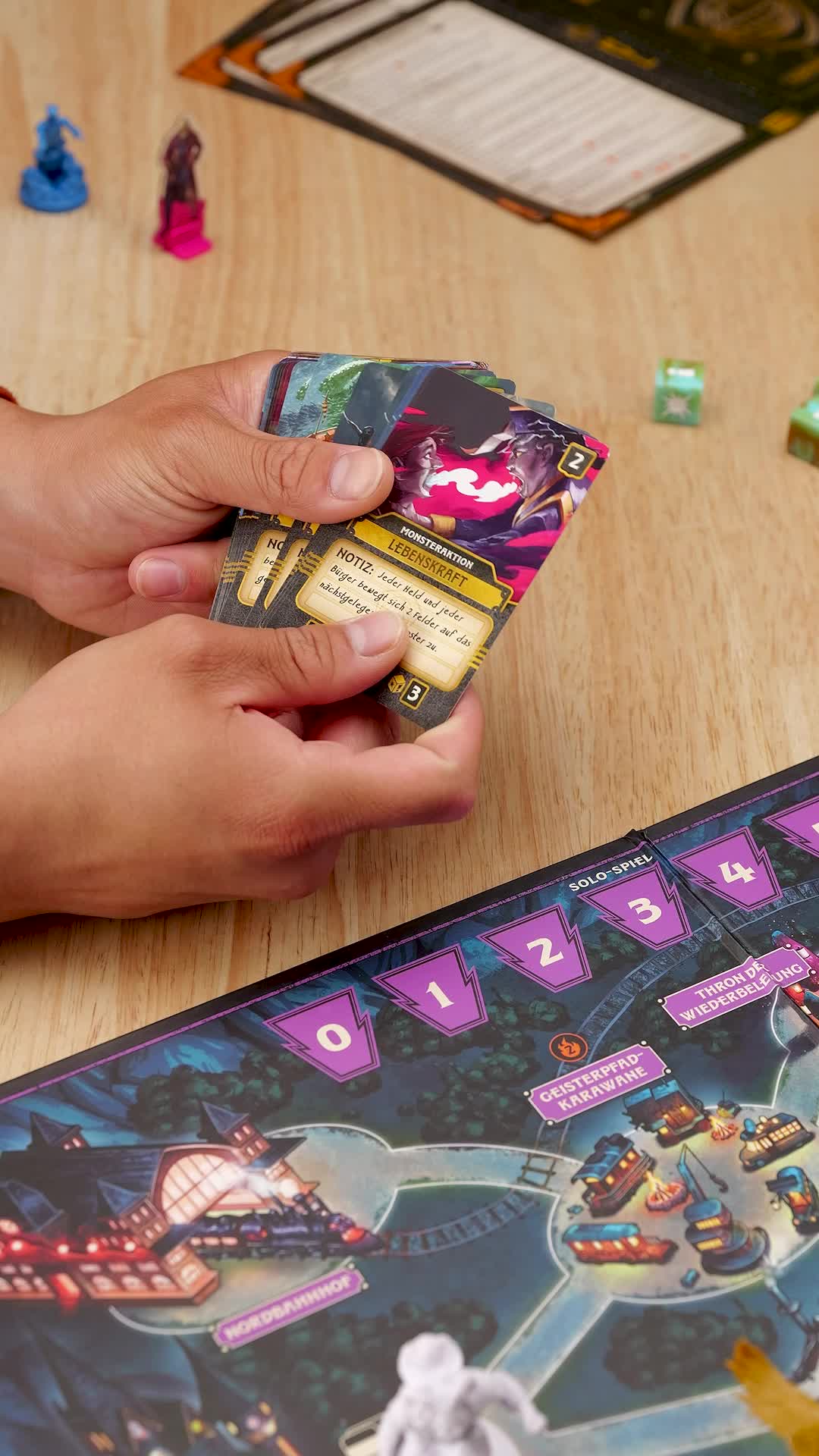 Ravensburger 22892 22892-Horrified: World of Monsters Cooperative