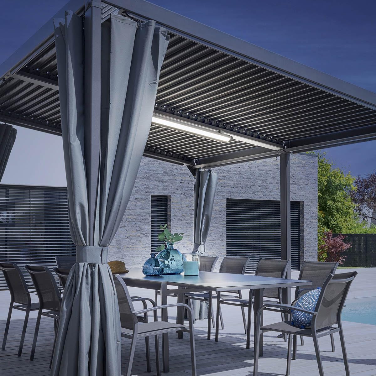 Hespéride - Lampe pour tonnelle et pergola graphite en aluminum