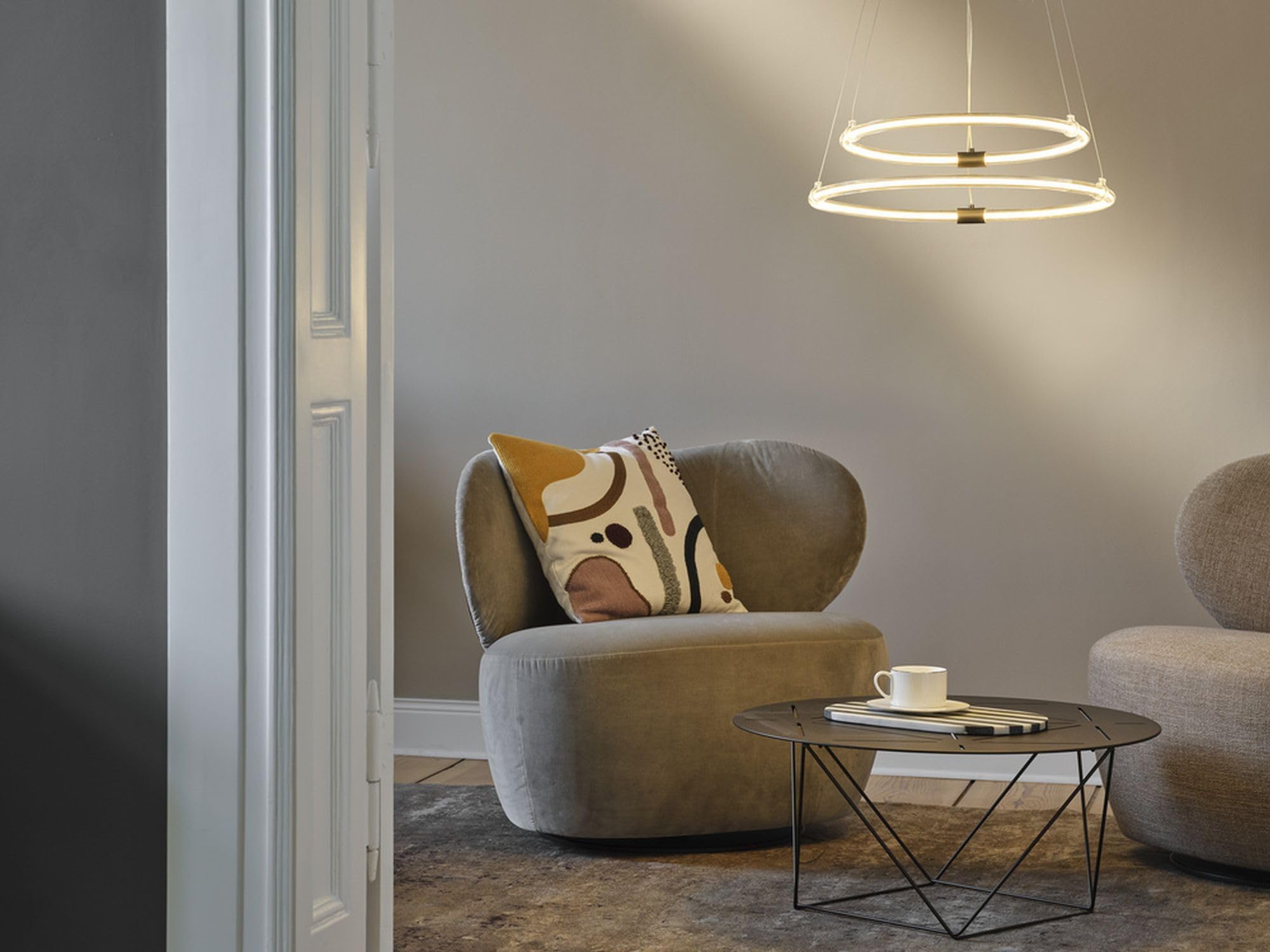 Osram Decor Aura - Lampada a sospensione a 2 luci, in policarbonato curvo con LED e filamento, 21 W, 2400 lm, 3000 K, 830 luce bianca calda, dimmerabile, grigio scuro, plastica (PC), 498 mm, IP20