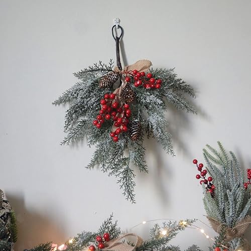 Miniatura 6 de Guirnalda de ramas de pino artificial de Navidad, guirnalda de lágrima flocada nevada con cono de pino, bayas rojas y verdes, guirnalda de Navidad