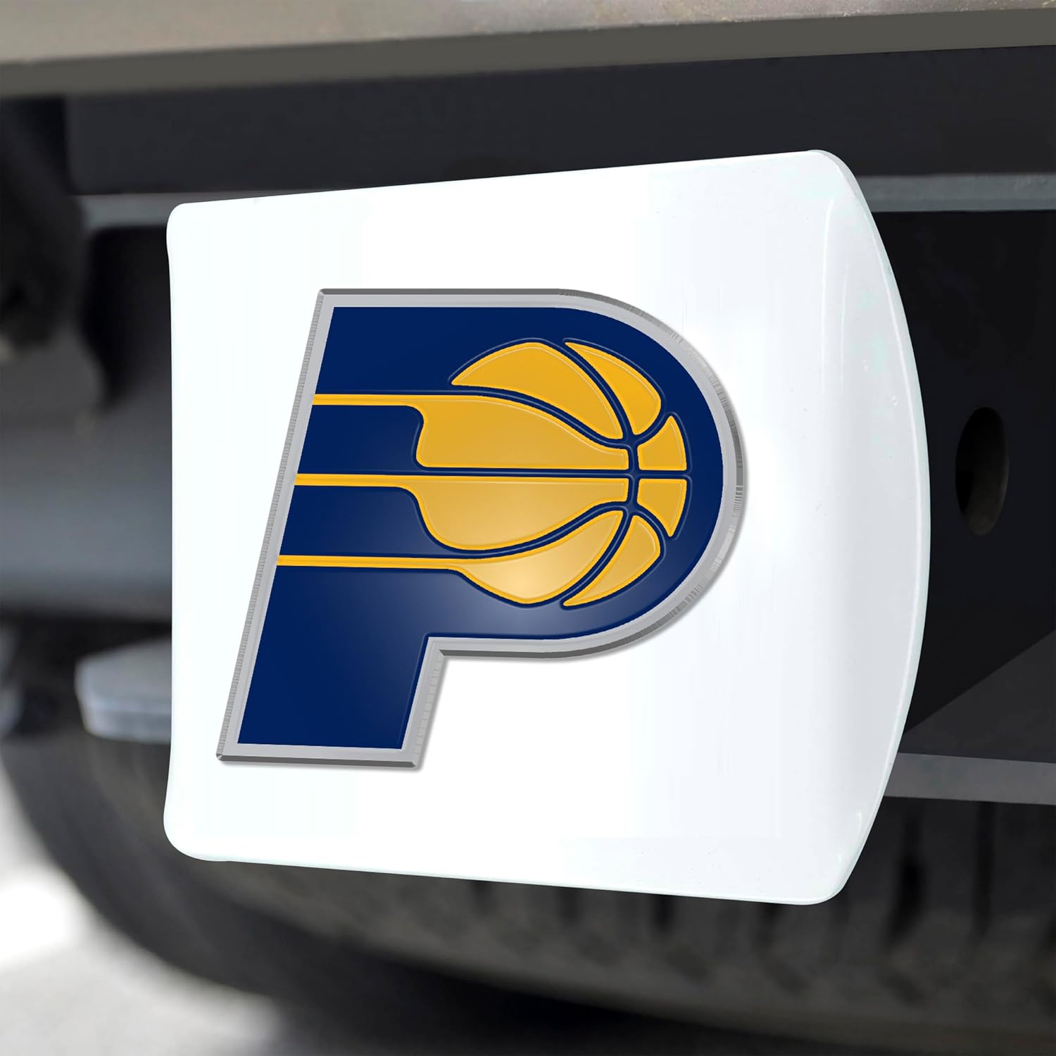 FANMATS 44107 NBA - Indiana Pacers Color Hitch Cover - White with Metal Chrome 3D Logo Emblem – Easy Installation on Truck, SUV, Car - Ideal Gift for Die Hard NBA Fan