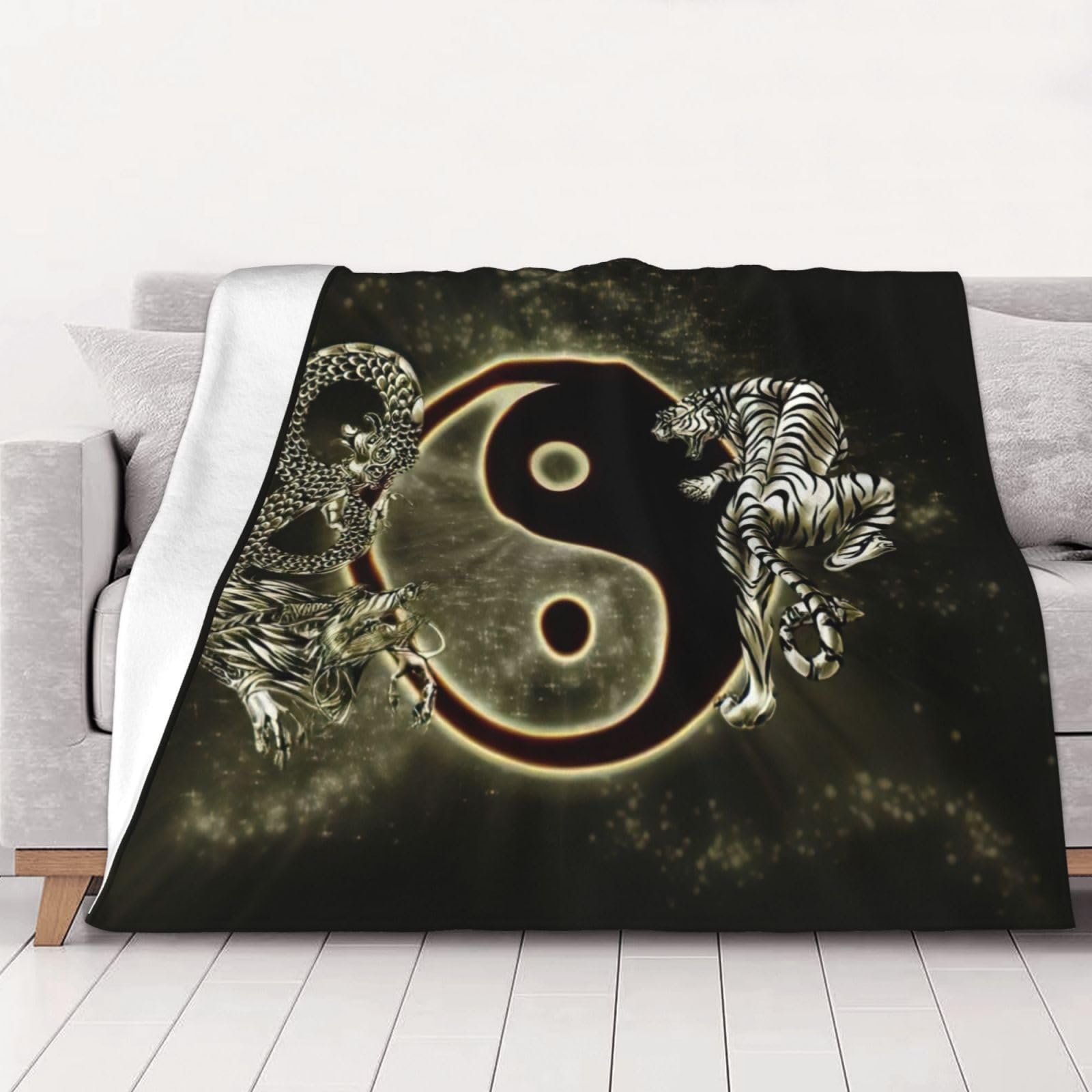Couverture flanelle tigre dragon yin yang contre le froid sur le lit