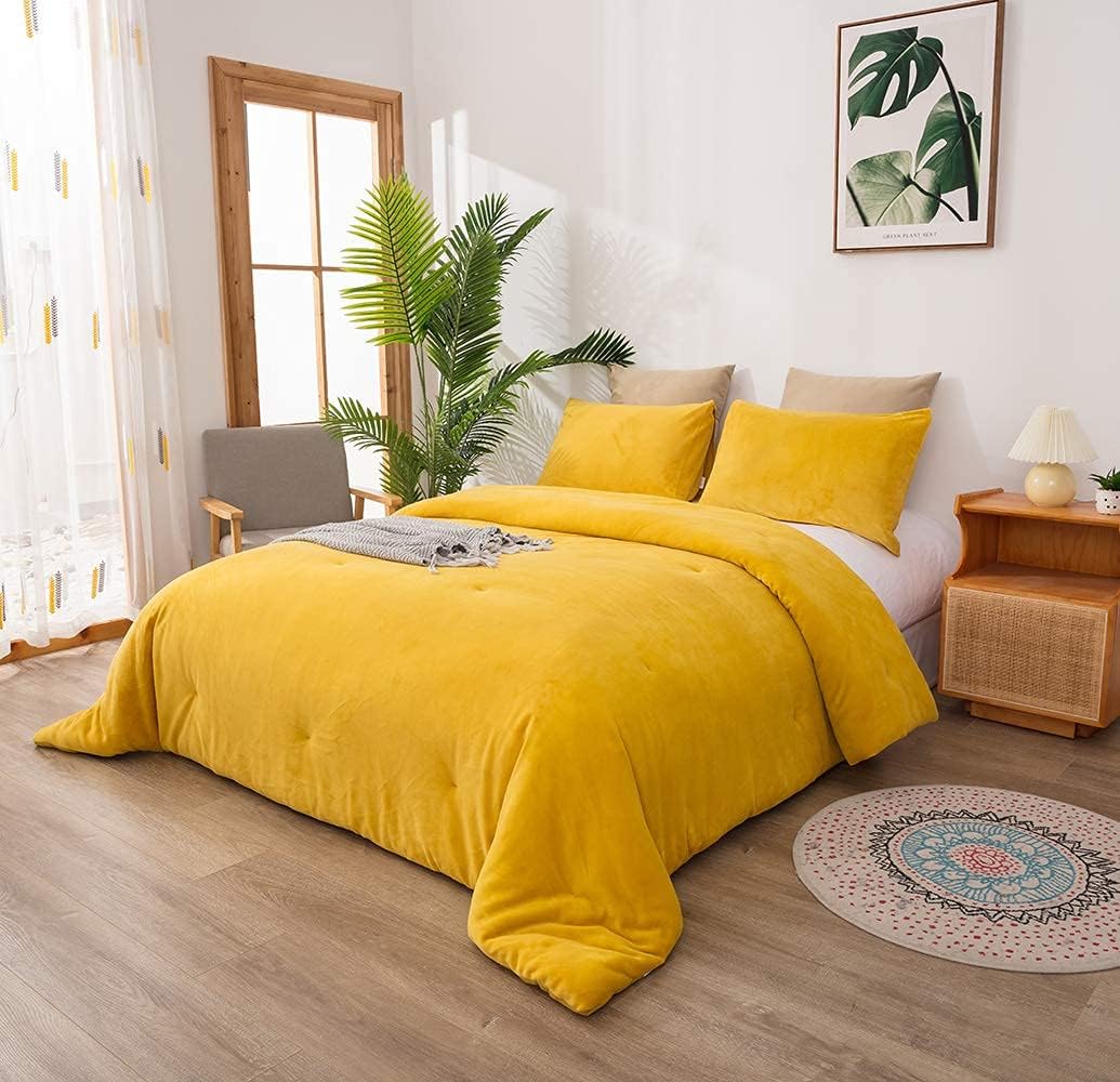 Greatest Product KAREVER Yellow Velvet Comforter Set Queen Solid Yellow Color Flannel Velvet Bedding Comforter Set All Yellow 3 PCs Shaggy Soft Warm and Durable Flannel Blanket Queen