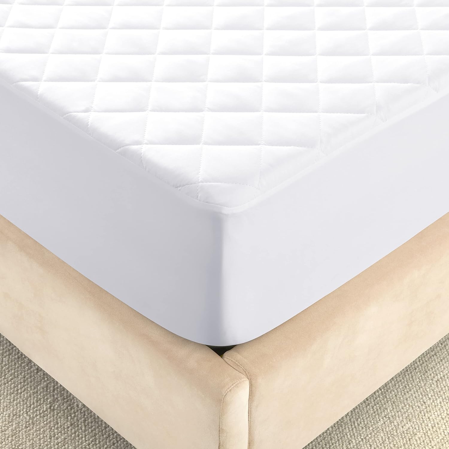 Luxury Bamboo Mattress Protector- Waterproof, Ultrasoft & Quiet- High Comfort & Protection (Queen)