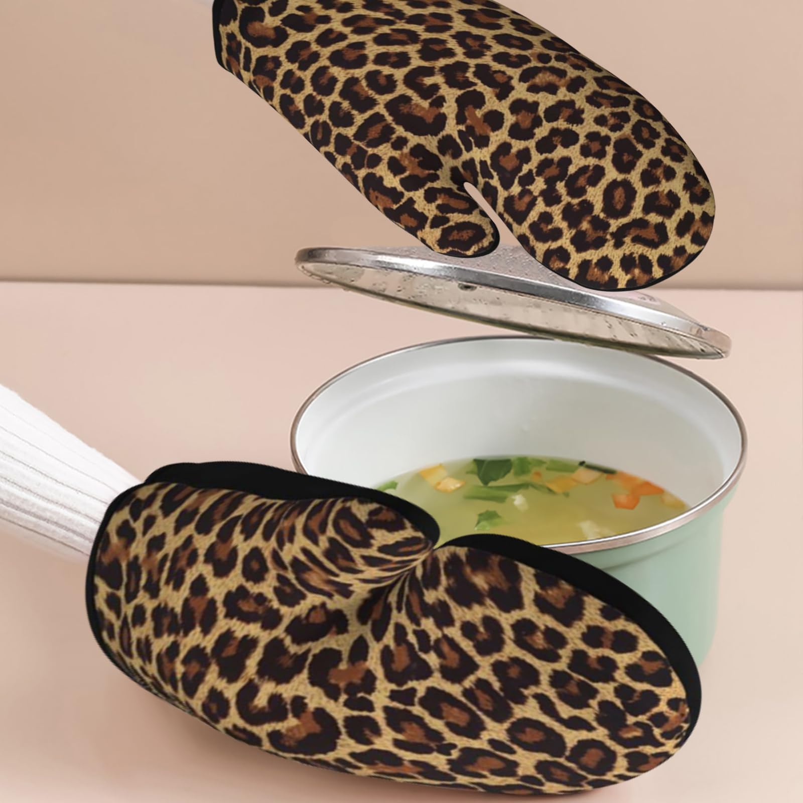 Juego de guantes de horno de silicona con estampado de leopardo, guantes de horno de silicona antideslizantes, 2 guantes de horno resistentes al calor, el mejor regalo para madre, esposa, guantes de 4