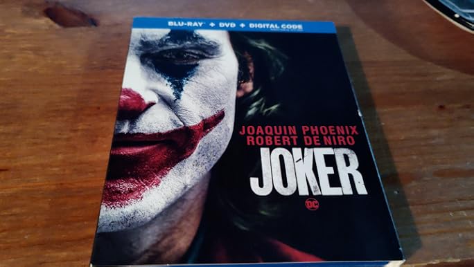 Amazon.com: Joker (Blu-ray) : Joaquin Phoenix, Robert De