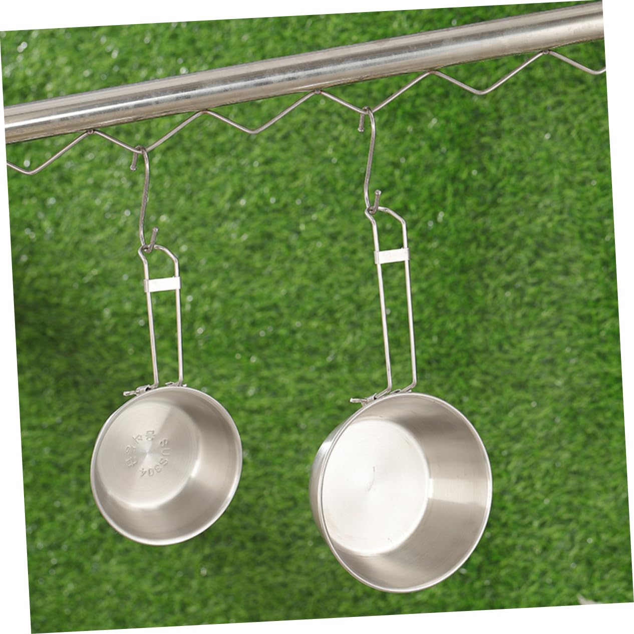 Mipcase 3pcs Stainless Steel Camping Bowls with Foldable Handle Portable Outdoor Dinnerware for Picnic Barbecue and to Clean Design