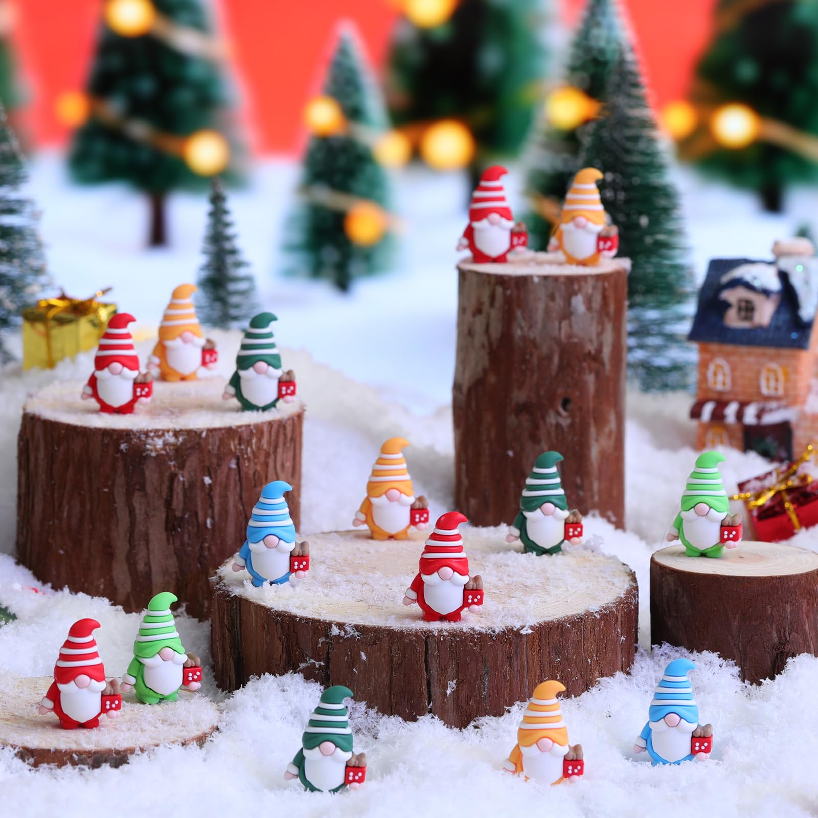 100 figuras de gnomos de Navidad a granel de Papá Noel en miniatura adornos para esconder y buscar, pequeñas estatuas de Papá Noel, decoración de Navidad, pequeños regalos de Navidad, árbol