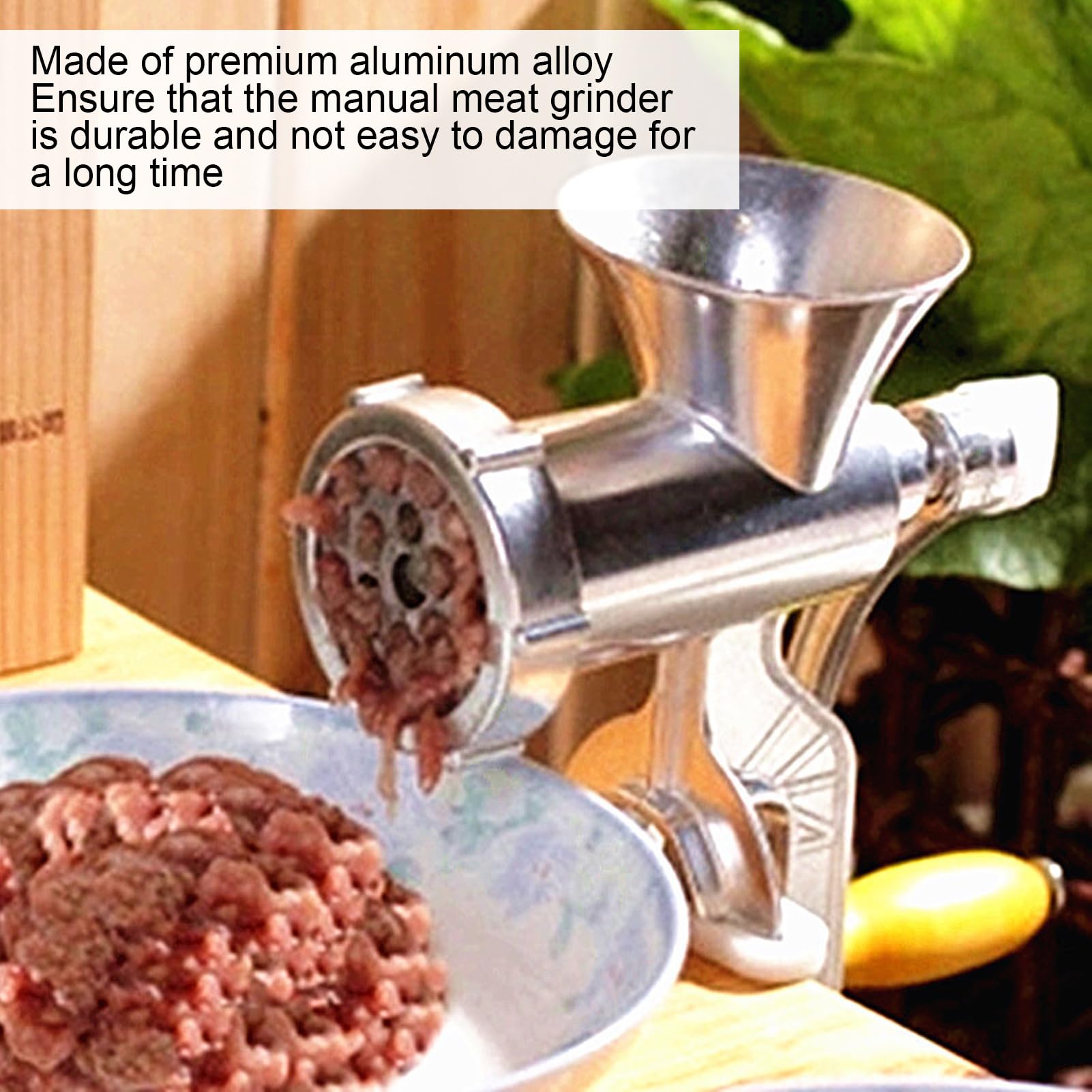 Manual Meat Grinder, Aluminum Alloy Household Hand Meat Grinding Machine Food Chopper with Wood Handle for Home Use Ground Beef Sausage