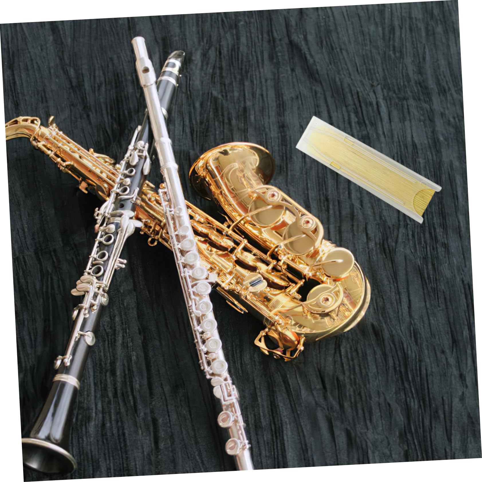 Levemolo 4pcs Saxophone Holders Tenor Saxophone Silver Case Clarinet Storage Box for Saxaphone