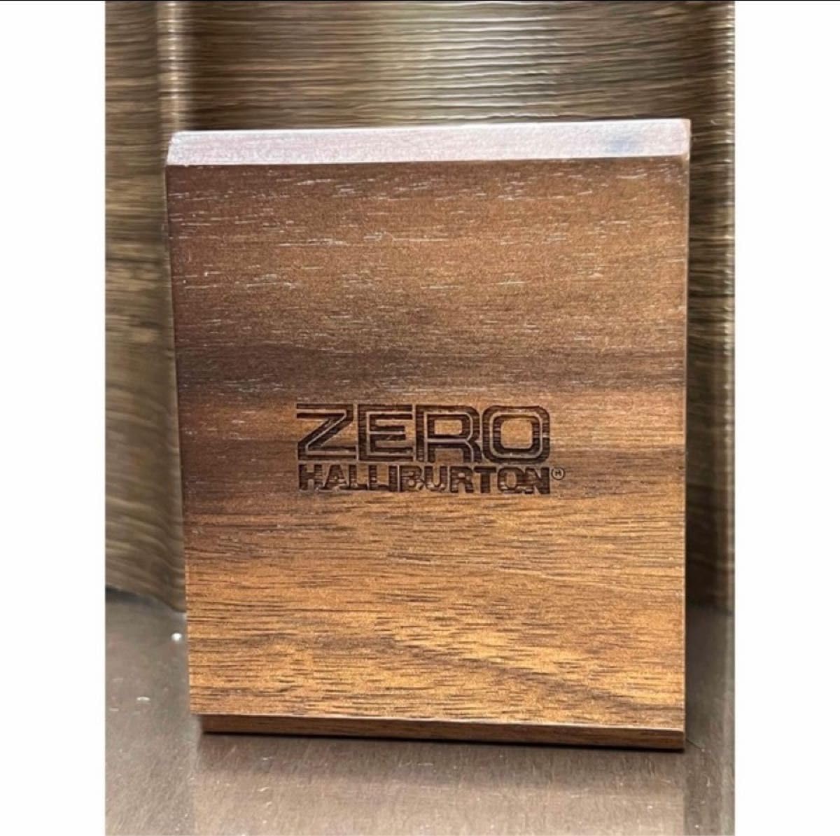 Amazon.co.jp: ジッポーライターゼロハリバートンZERO HALLIBURTON 