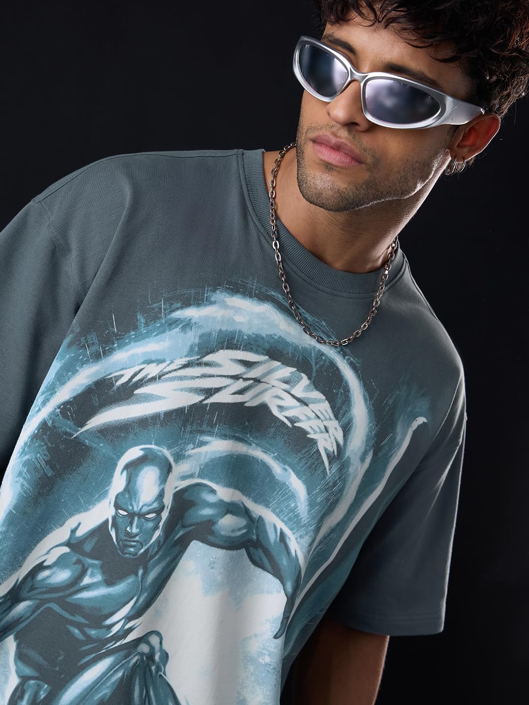 The Souled Store Fantastic Four: Silver Surfer Herren und Jungen Kurzarm Rundhals Grafik Gedruckt Baumwolle Premium Stoff Streetwear Oversized T-Shirt