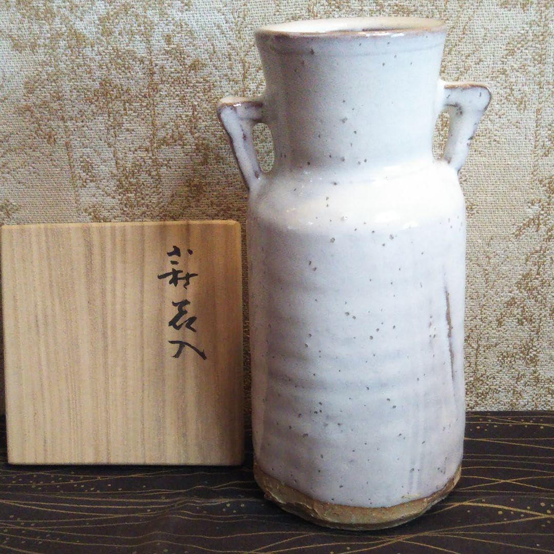 Amazon.co.jp: 萩焼 花瓶波多野指月窯 波多野 善蔵作 : ホーム＆キッチン