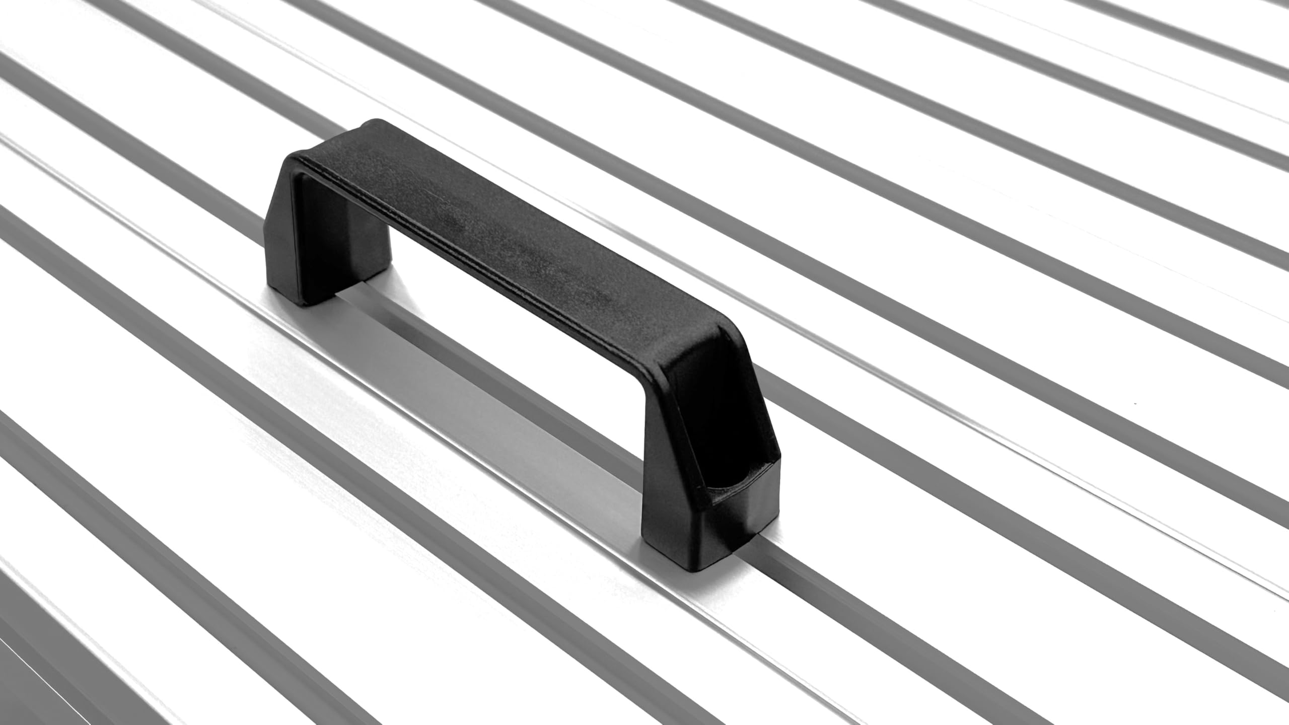 4 Maniglia in Plastica Rinforzata PA, Made in Italy – Set 4 Maniglie Industriali Ergonomiche per Mobili, Sportelli e Pannelli – Resistente agli Urti, Umidità e Raggi UV (4, Nero Opaco, 21x145)