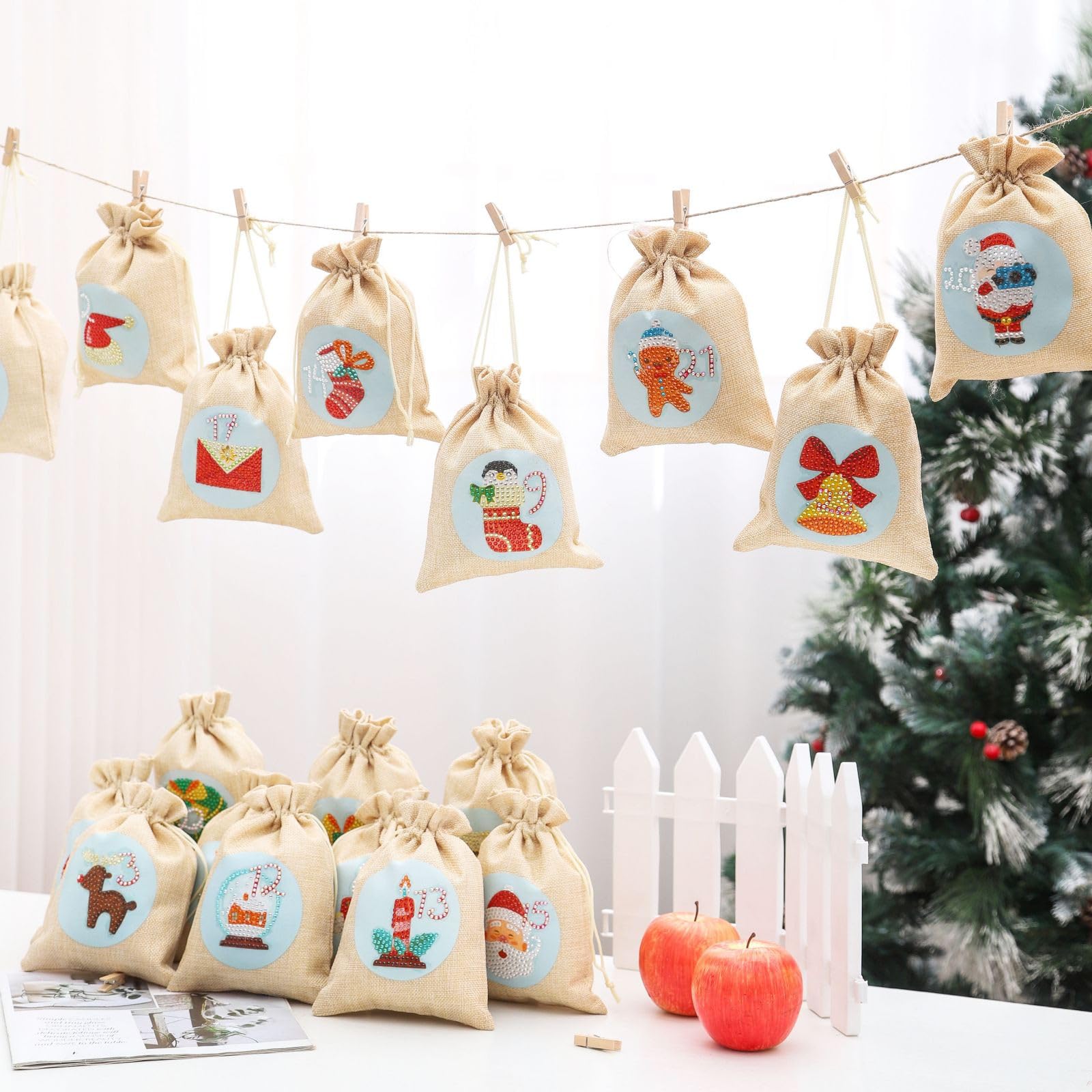 24 Adventskalender Tüten zum Befüllen Jutesäckchen, 24 Jutesäckchen Adventskalender zum Befüllen Stoff, Weihnachtssüßigkeitsbeutel, Geschenkbeutel 15x20 cm-Weihnachts-Süßigkeitentüte