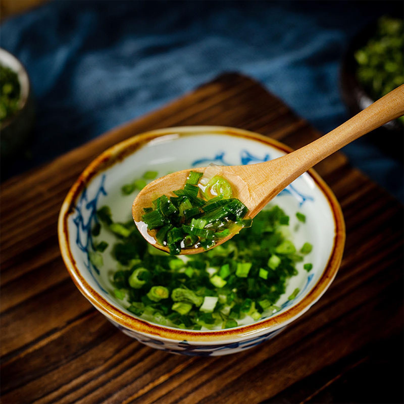 BKSUAIWU Freeze Dried Chopped Green Onions,2.82oz(80g),Dried Scallions,Dehydrated Onion,Dry Green Onions for Cooking, Salads, Garnish香葱干