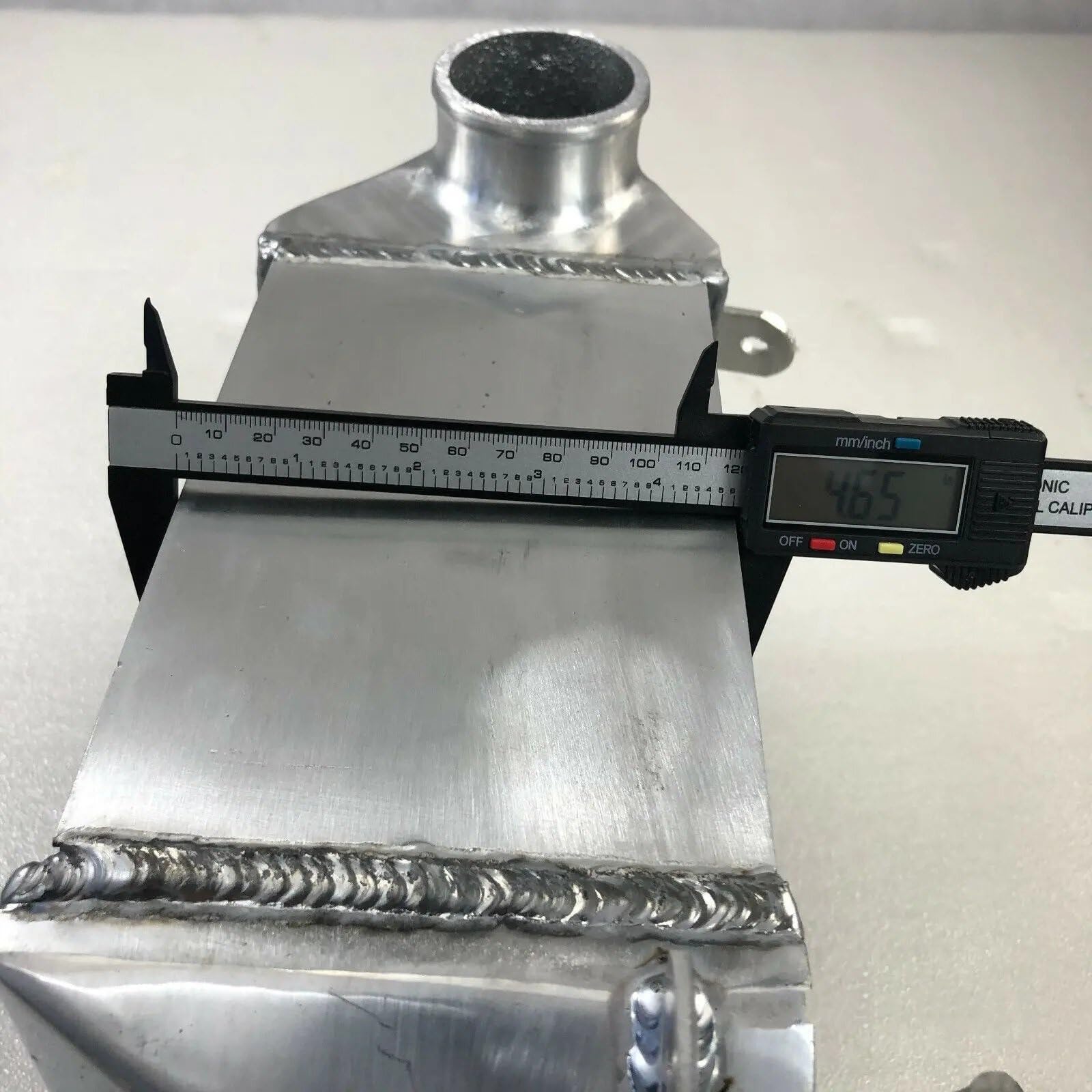Rura intercooler Pasuje do MK4 1999-2004 1.8T mocowanie boczne Turbo Intercooler z turbodoładowaniem chłodnica powietrza