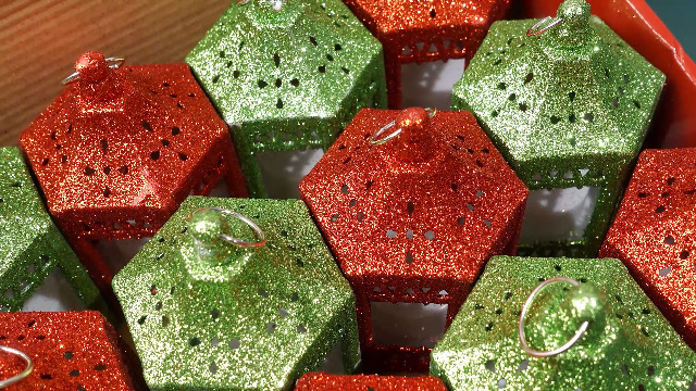 Amazon.com: 12 Pcs Christmas Mini Lantern Decorative with LED 