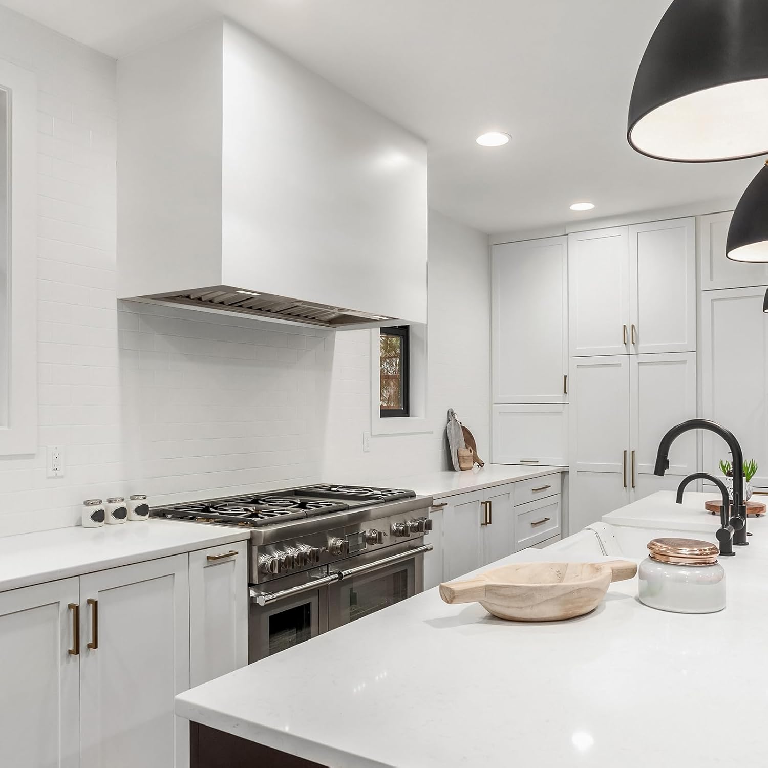 Akicon Stainless Steel Range Hood, Modern Box Kitchen Hood with Powerful Vent Motor, Wall Mount, 36”W*30”H*14”D, Signal White (AK-HS36H-SW)