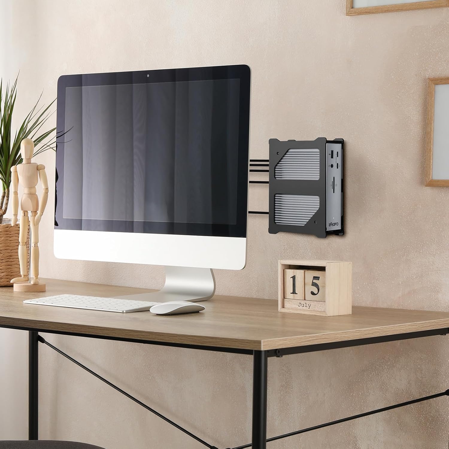 desk thunderbolt display wall mount