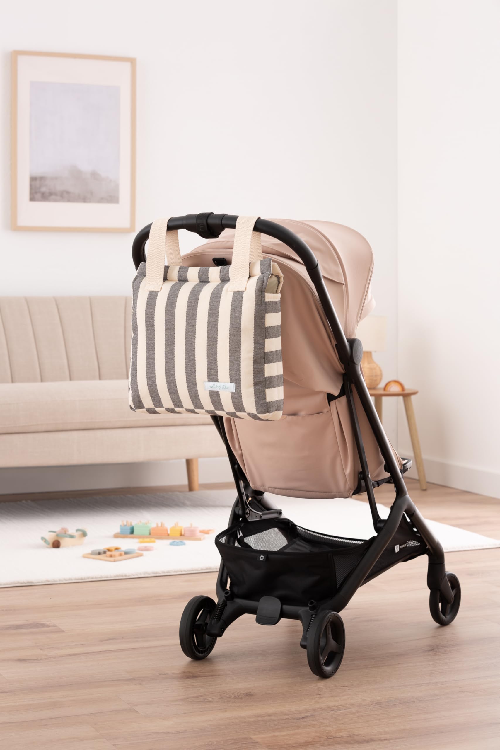 Sac à roulettes pour bébé | Nouvelle collection | Sac pour poussette universel avec fermeture à clic | Léger, pratique et avec grande capacité | Motif à rayures.