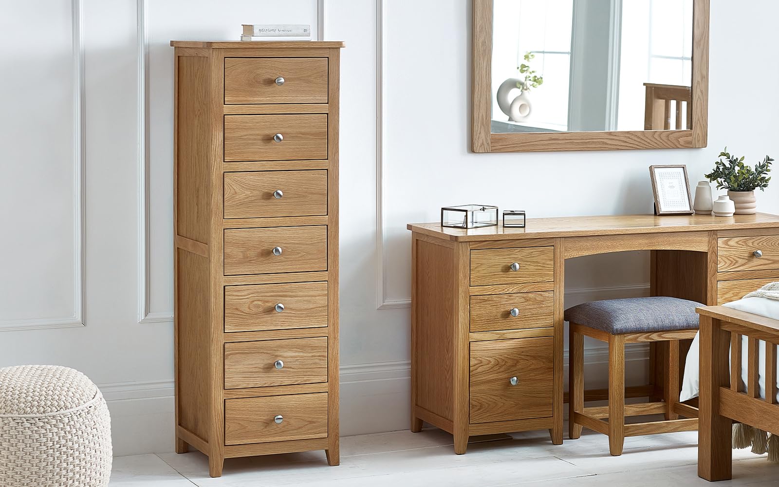 Julian Bowen Mallory 7 Drawer Narrow Chest, Oak Wood, 141 x 48 x 44