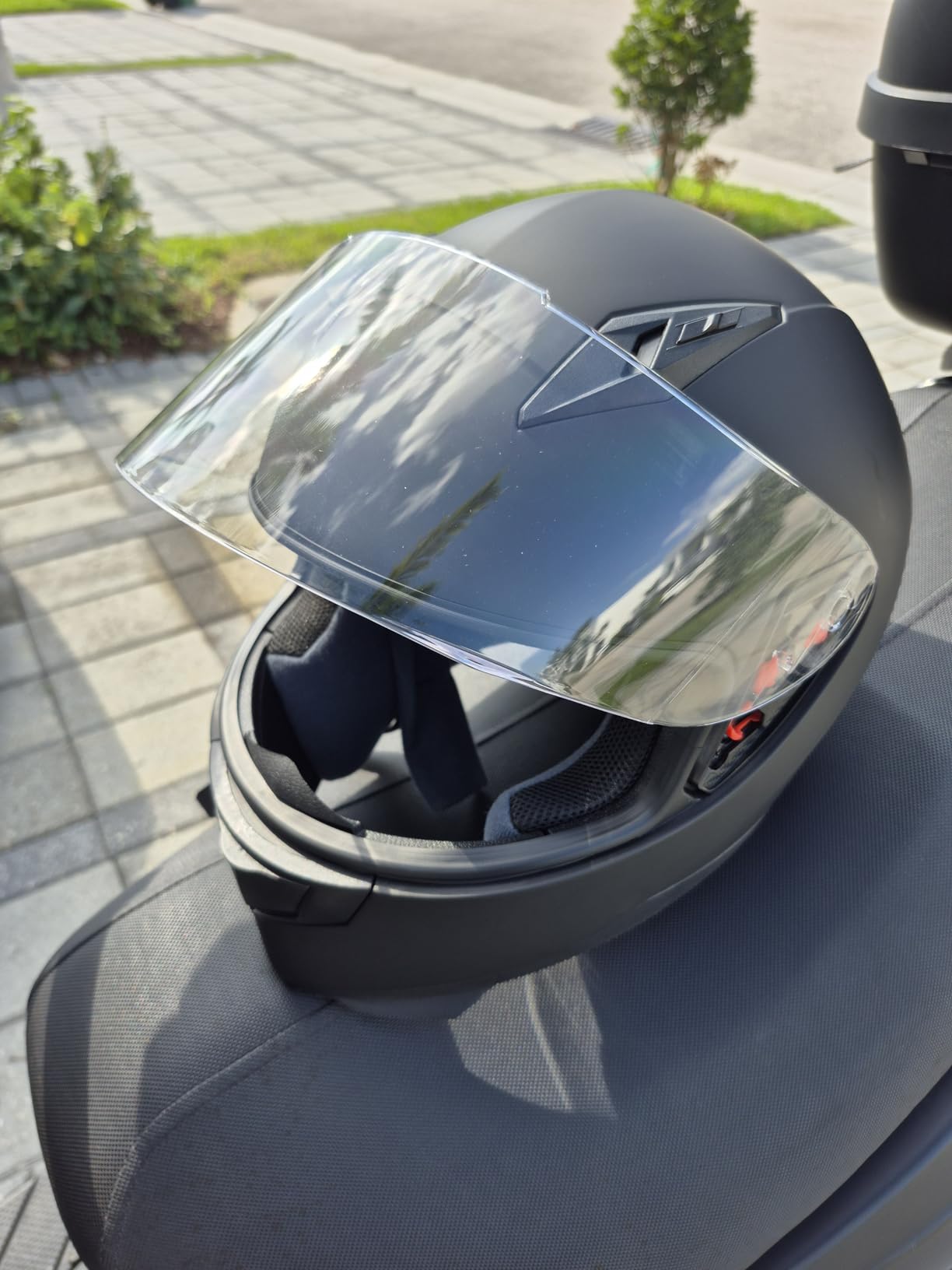 ILM Full Face Motorcycle Street Bike Helmet with Removable Winter Neck Scarf + 2 Visors DOT Model-JK313