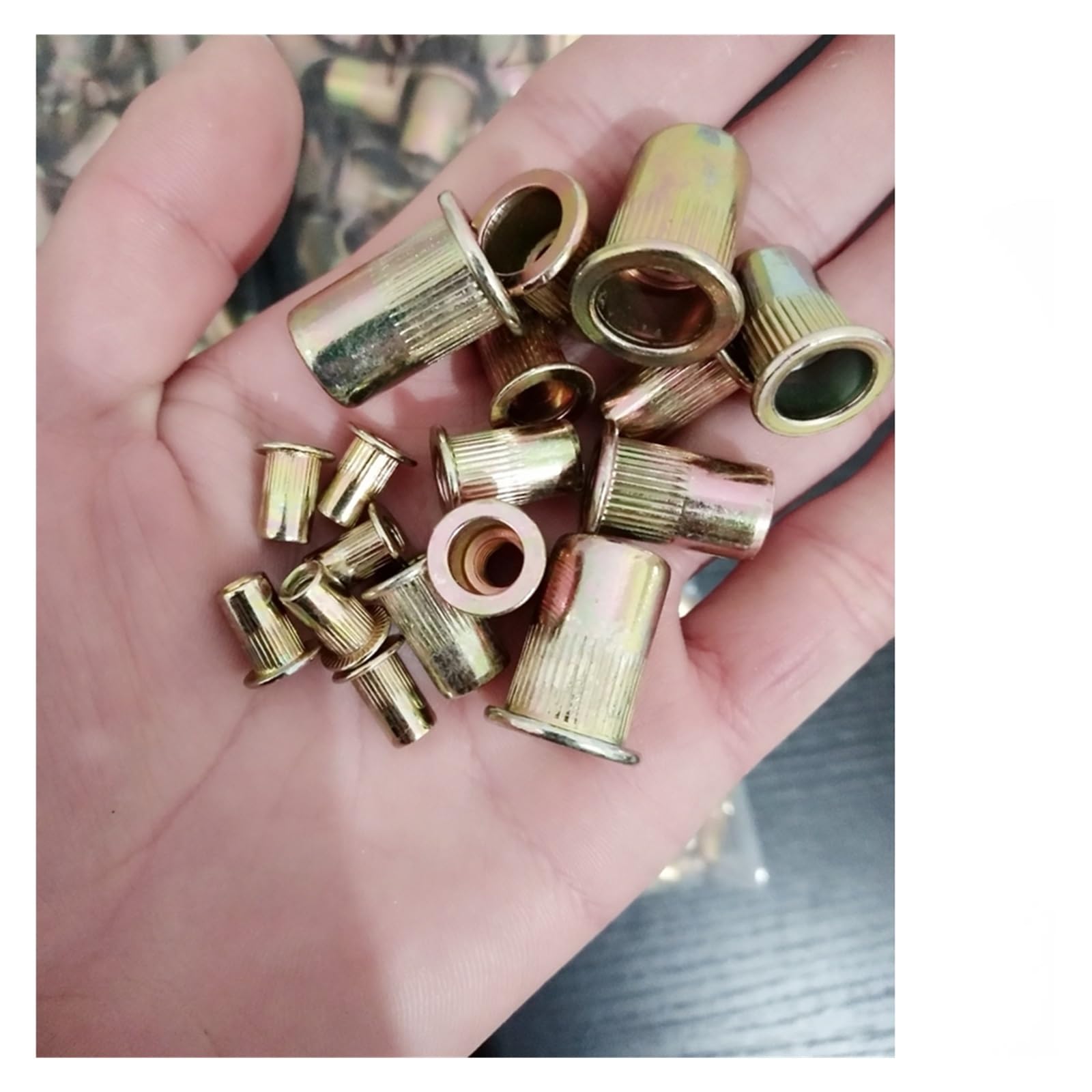 Kit dadi rivetti con dado filettato a testa piatta 15 pezzi in acciaio al carbonio zincato M3 M12(M5)