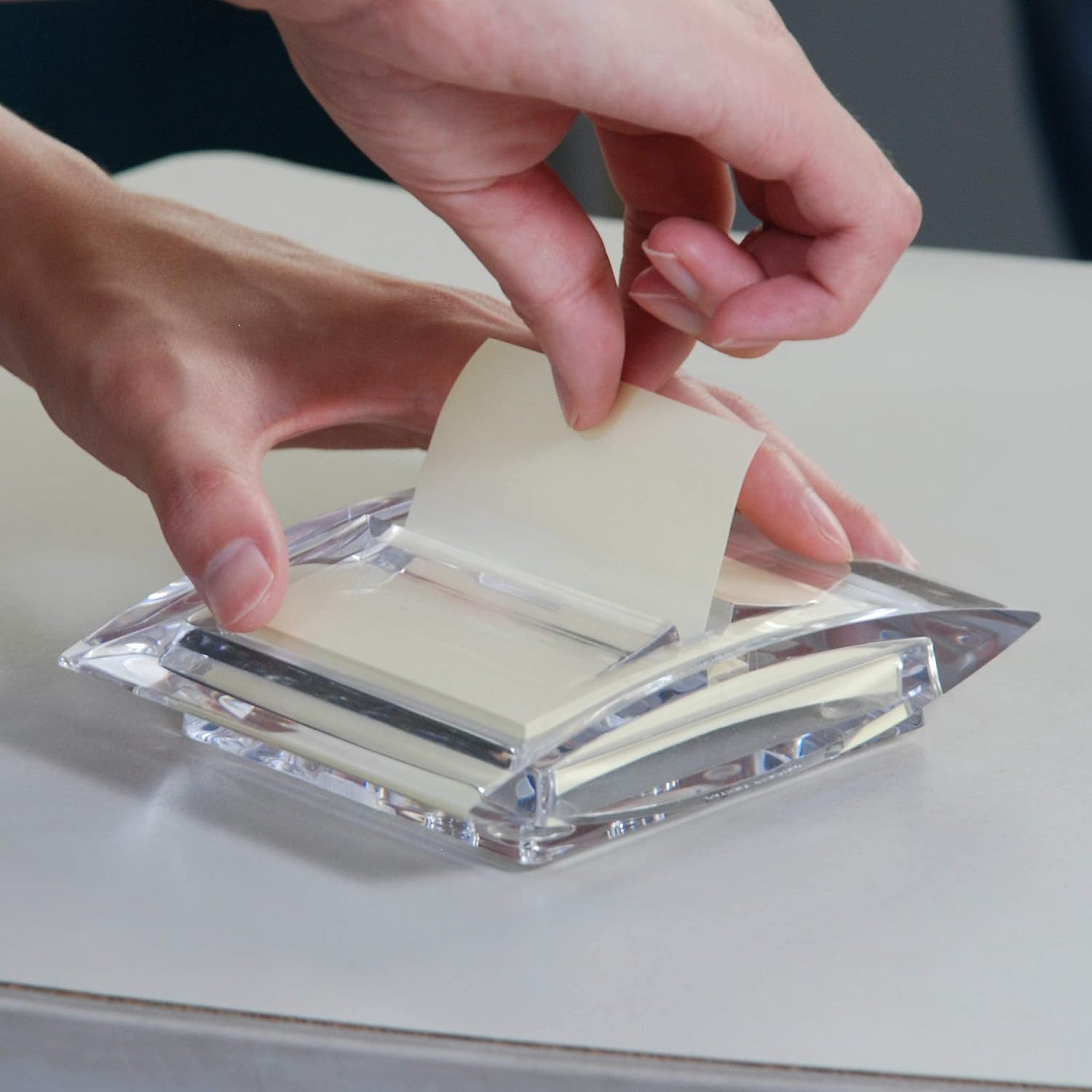 COM TOP - Note Dispenser for 3 x 3 Self Stick Note & Pen Holder Set, Acrylic Office Desk Accessories, Clear : Office Products