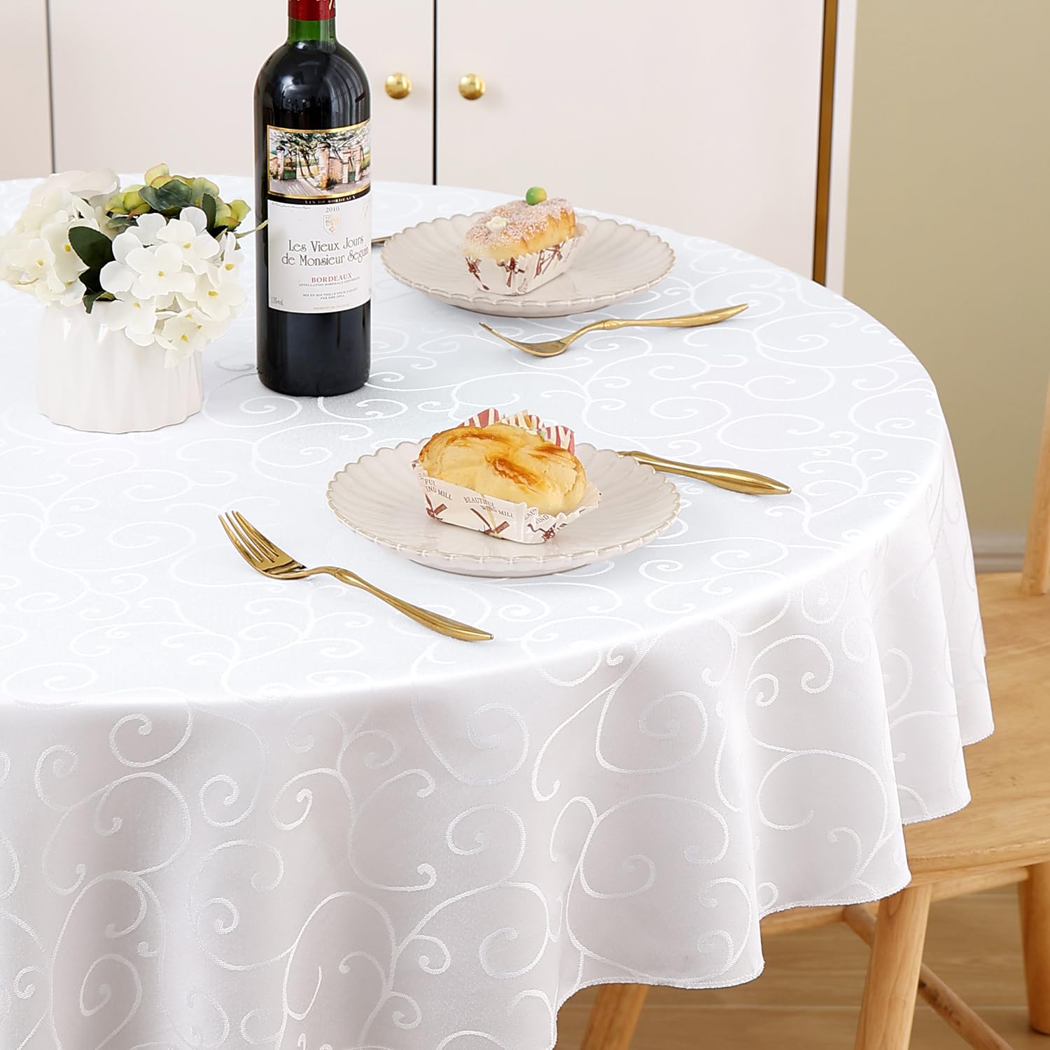 Homaxy Table Cloth Round 150 cm, Washable Polyester Jacquard Tablecloth - Image 2