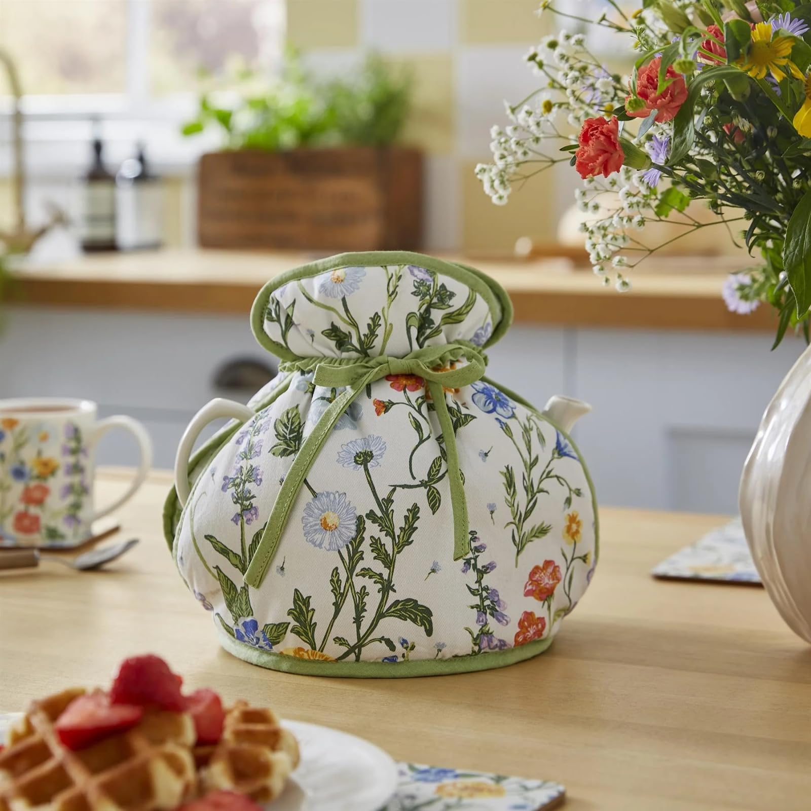 Ulster Weavers Cottage Garden Muff Tea Cosy - 100% Cotton, Polyester Filling - Teapot Warmer