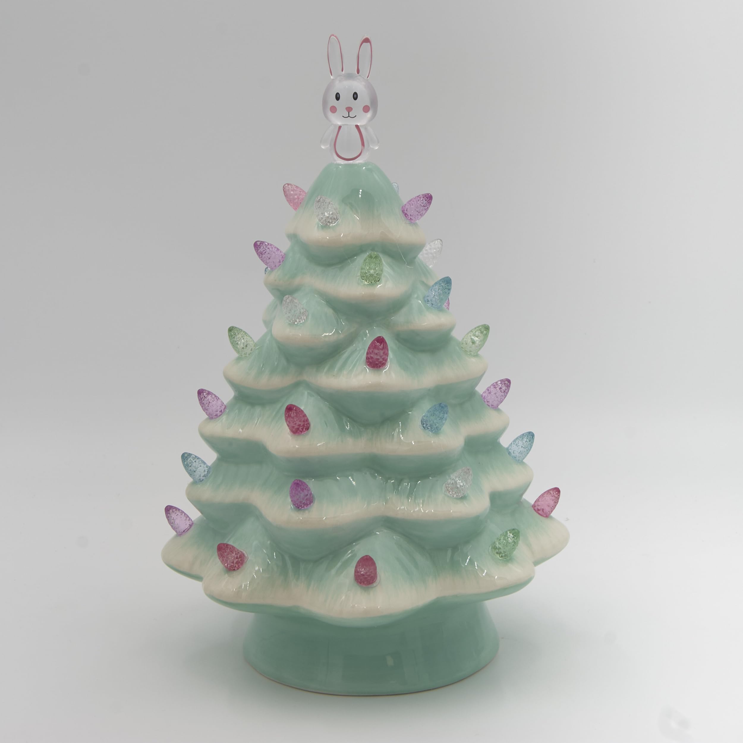 Sapin de Pâques en céramique pastel avec lapin et ampoules