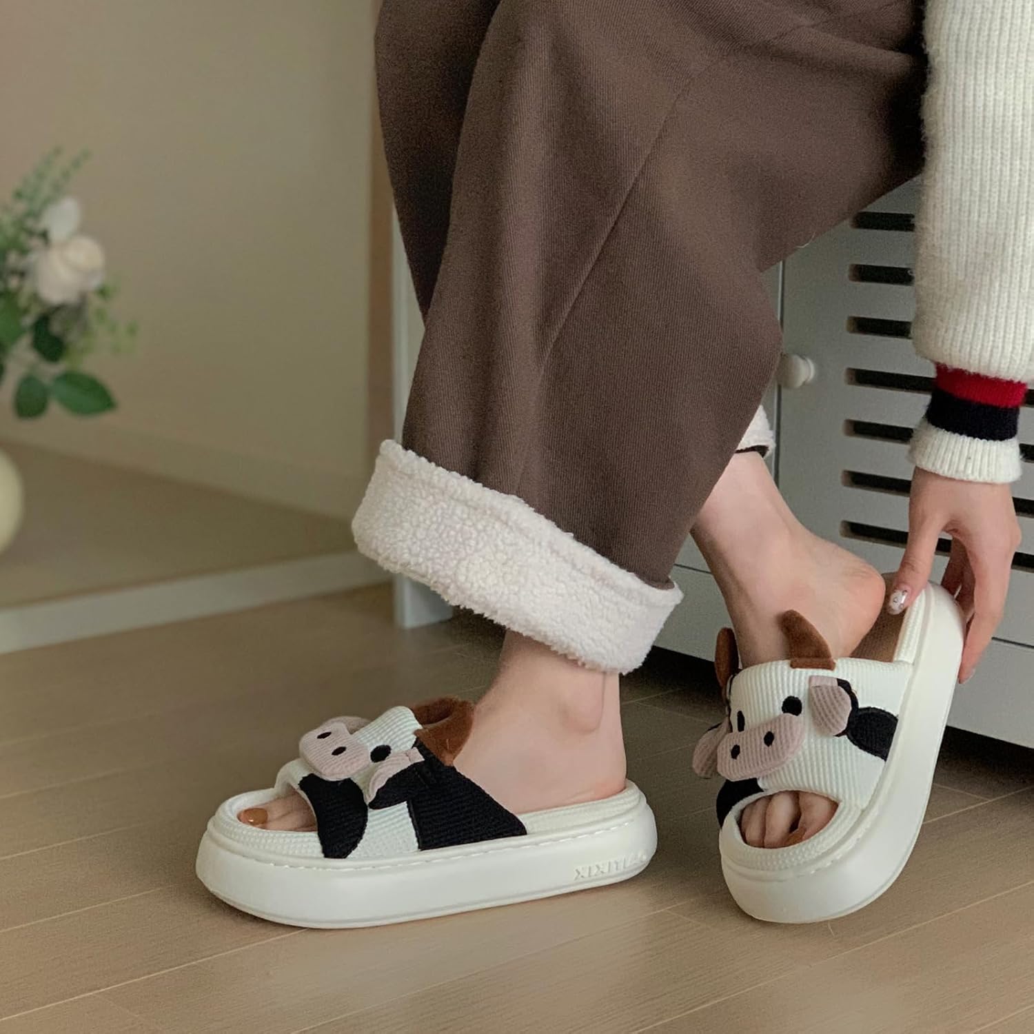 XIXITIAO Cow Slippers for Women/Men Indoor, Cute Cartoon Animal House Shoes, Comfortable Cotton Linen Bedroom Kawaii Cloud Slides - Image 4