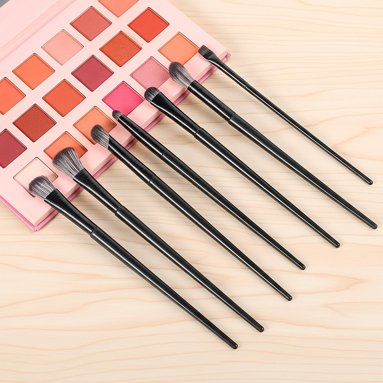 Lot de 10 pinceaux de maquillage professionnels en fibre synthétique pour fard à paupières, eyeliner, sourcils, kit de voyage doux et portable avec pochette de rangement