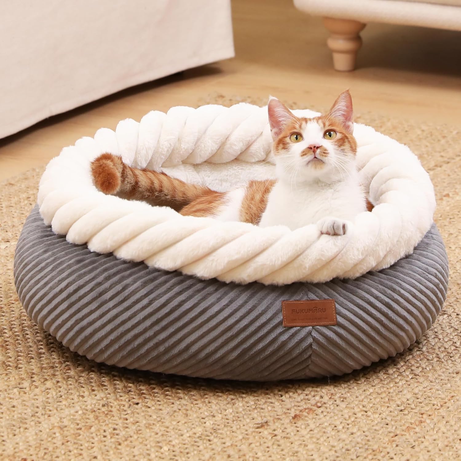 FUKUMARU Cama para Gatos Lavable, Cesta para Gatos con Borde Elevado, 55 x 55 x 21 cm, Cama Suave de Pana, Base Antideslizante, Grande, Gris