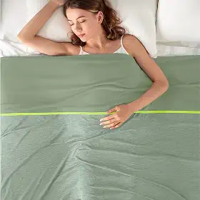 TOPCEE Cobertor refrescante (tamanho solteiro) para suores noturnos, absorve o calor para manter os adultos, crianças frescas em noites quentes, cobertores de resfriamento Q-Max 0,5 para pessoas que dormem quentes, cobertor leve e ultramacio para cama