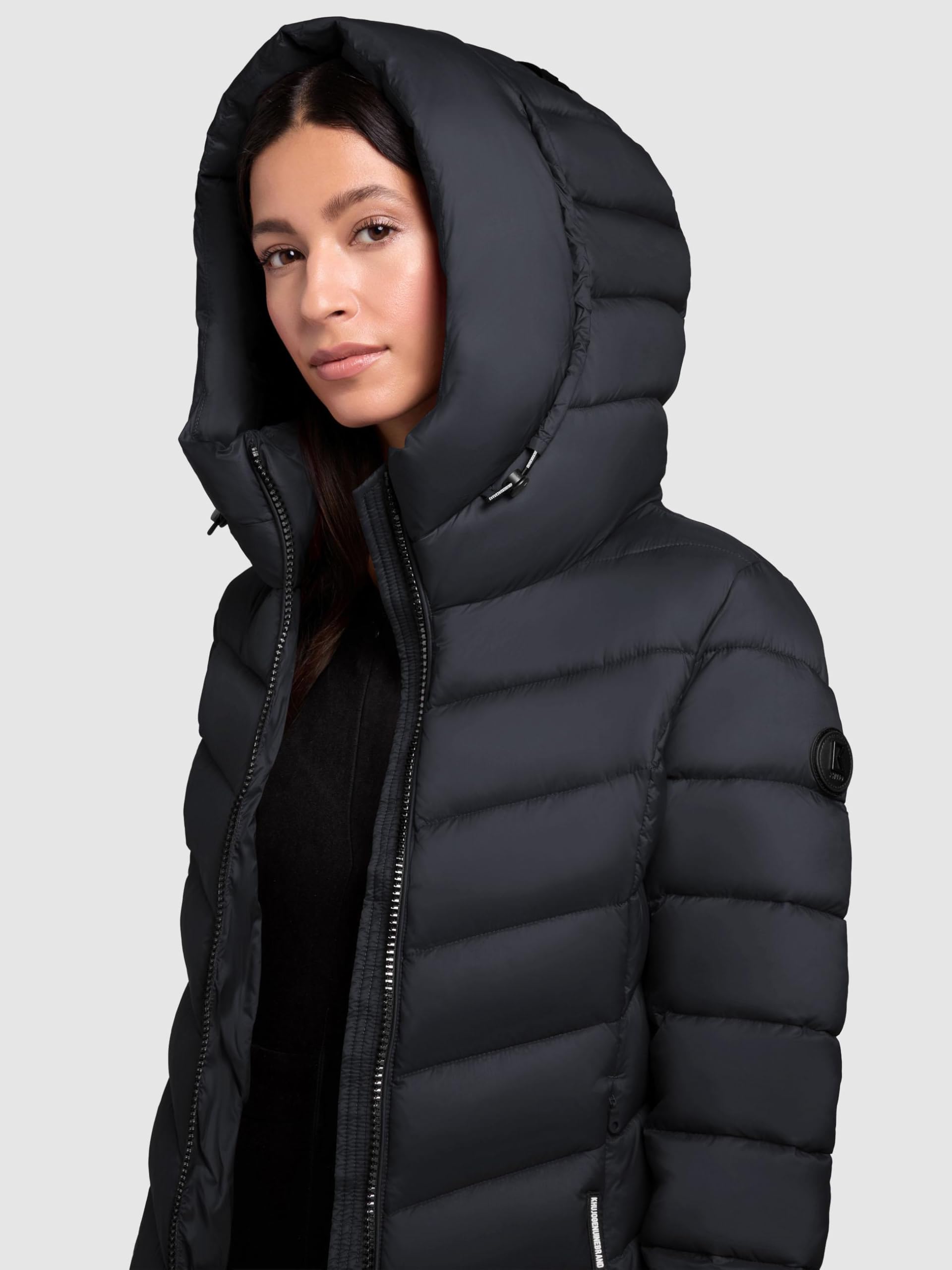 khujo Damen Langer Wintermantel warmer Steppmantel mit Schlüsselanhängerund verstellbarer Kapuze Odana3-YM XS-XXL