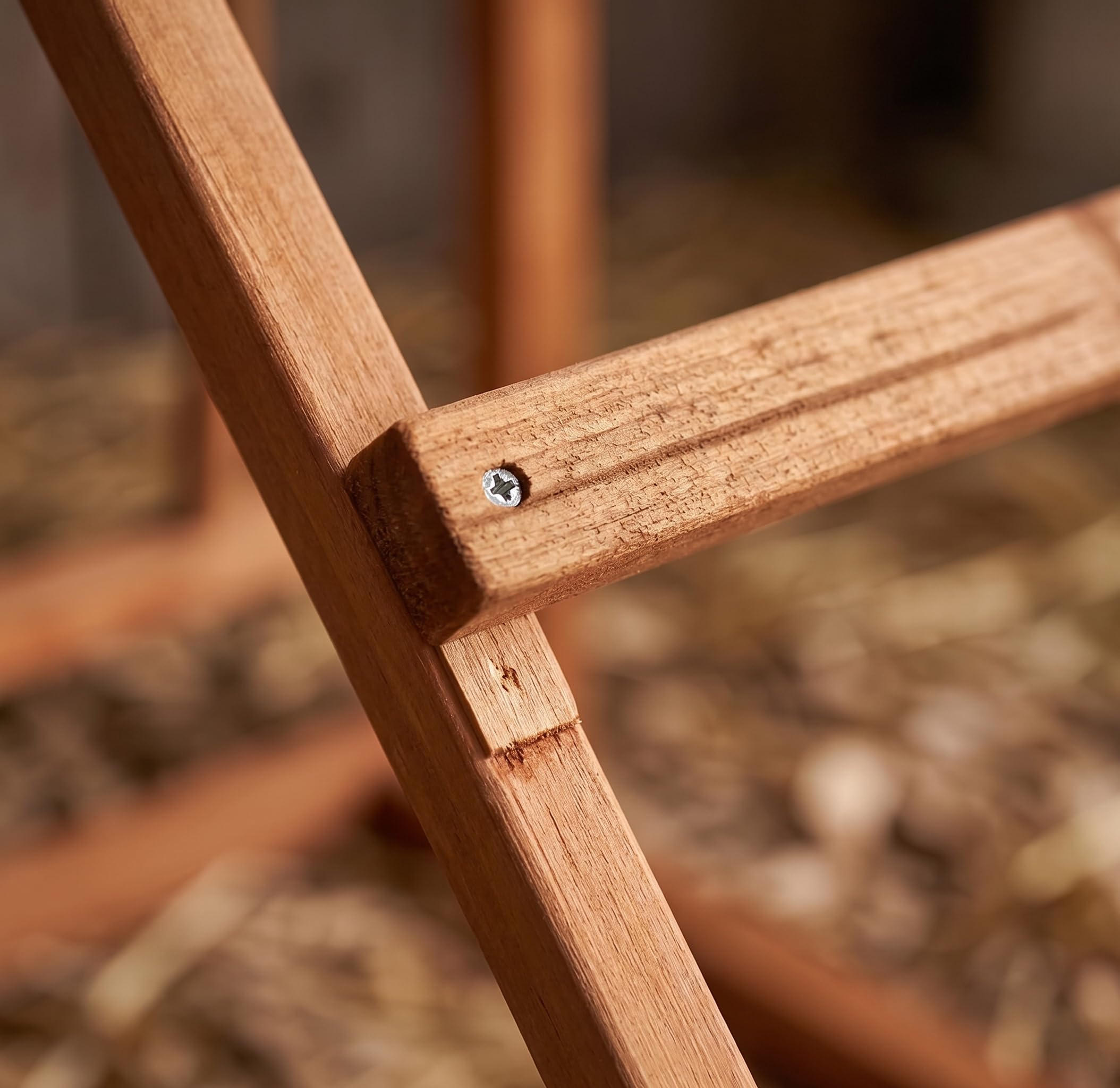 Agrarzone Scaletta per Polli con altalena - Torre gioco in legno Robusto 105x60x85cm - Ideale per galline, Attività e benessere - Facile Montaggio