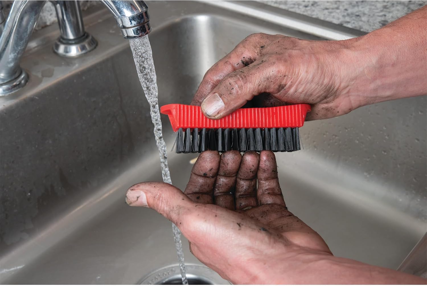 Performance Tool 20416 Combo Fingernail Brush with Magnet - Double-Sided Brush, Mechanic Nail & Cuticle Brush, Clean Hands, Tools, Work Surfaces, Red/Black