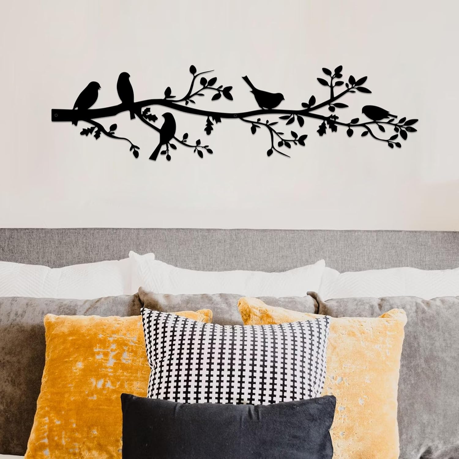DUOOLN Metal Bird Wall Art - Vivid Birds on Branch Wall Decor, Leaves with Birds Sculpture, Bird Silhouette Metal Ornament Black Branch Wall Hanging Sign for Home Balcony Garden Decor