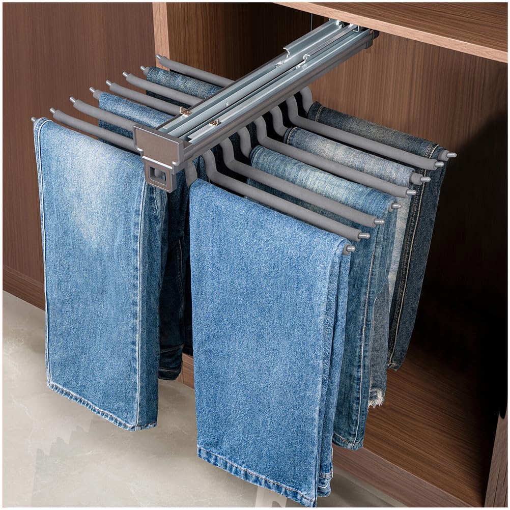 Porte pantalons extractible gain de place pour optimiser l'armoire de dressing