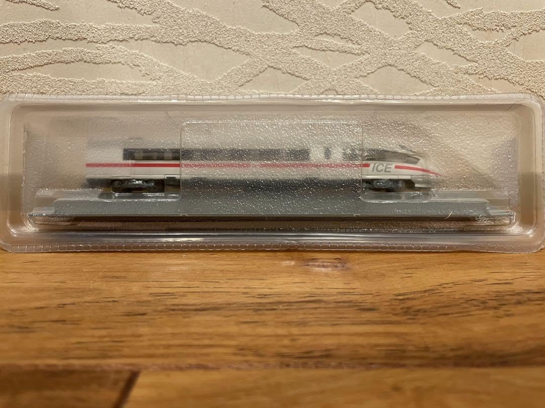 Amazon.co.jp: ドイツ鉄道 ICE403形 観賞用 Nゲージ模型 : おもちゃ