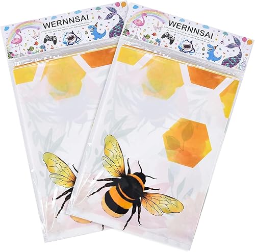 Miniatura 7 de WERNNSAI Mantel de abeja  Paquete de 2 manteles de 108 x 54 pulgadas, decoración de fiesta de cumpleaños de abeja, manteles desechables de plástico