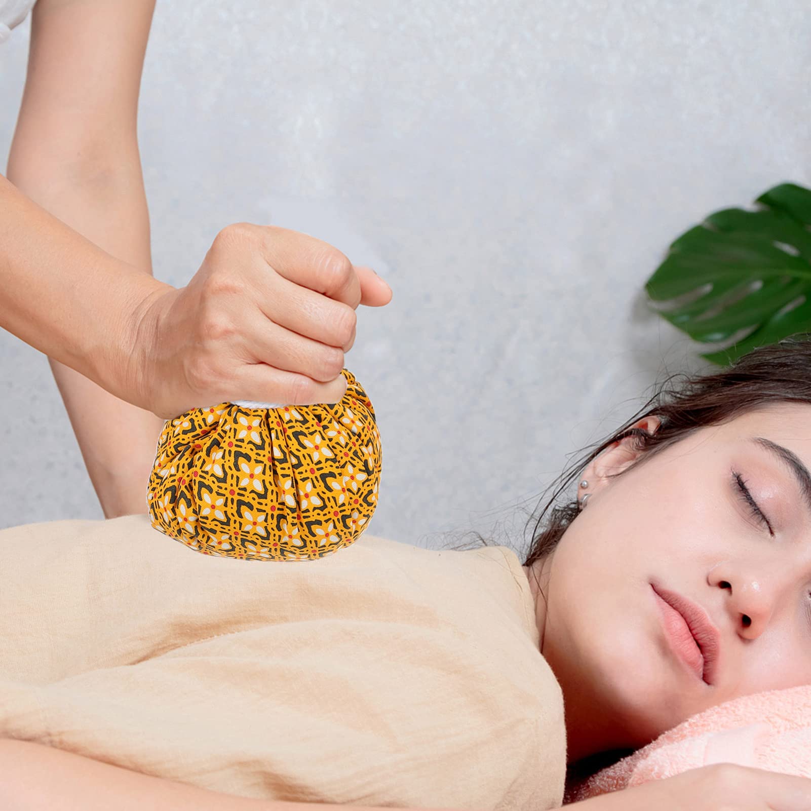 Healifty Health Massage Balls - 3Pcs Thai Herbal Compress Balls for Effective Pain Relief and Relaxation Natural Warming Bags for Whole Body Use