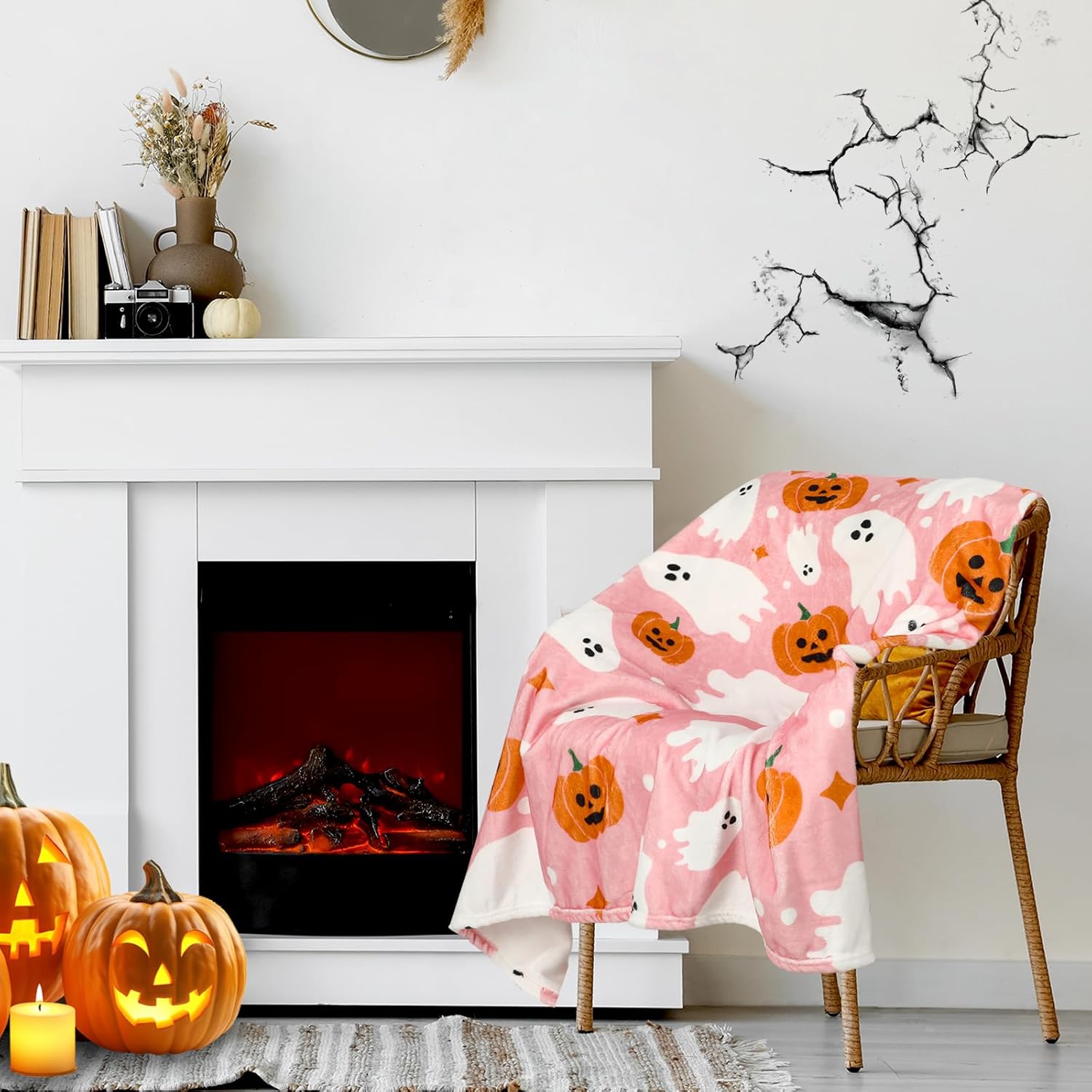 JarThenaAMCS Halloween Fuzzy Flannel Blanket Boo Ghost Pumpkin Throw Blanket Pink Soft Blankets for Farmhouse Home Sofa Chair Bed Couch, 60 x 70 Inch
