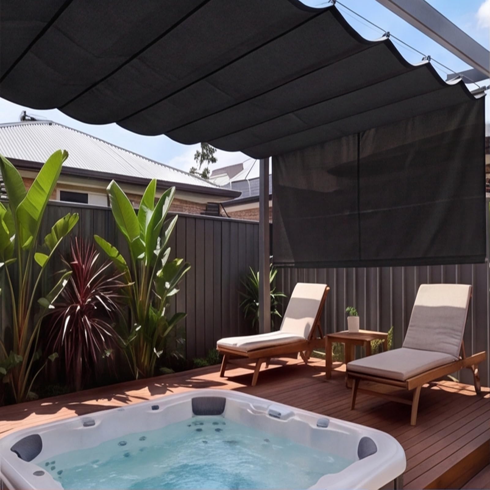 Voile d'ombrage rétractable contre la chaleur et pluie sur terrasse