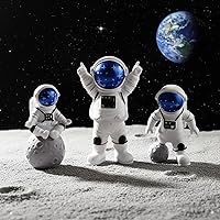 Vista 4 de LUOZZY 3Pcs Astronaut Figurines Cake Topper Outer Space Cake Decoration Spaceman Model Display Miniature Astronaut Toys Set (Star)