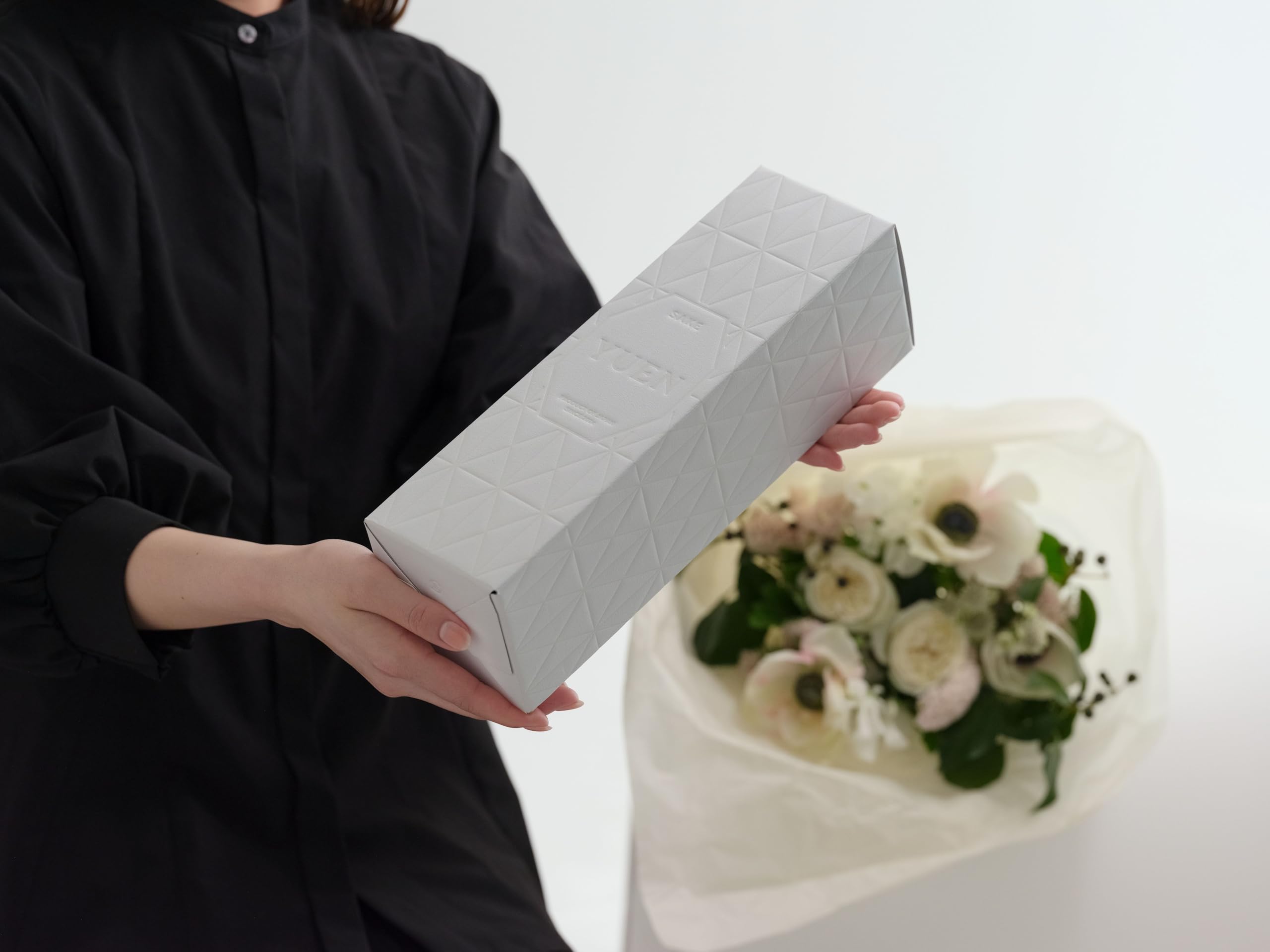 Amazon.co.jp: YUEN-ゆえん- 広島呉 純米大吟醸 お正月 お歳暮 安心の